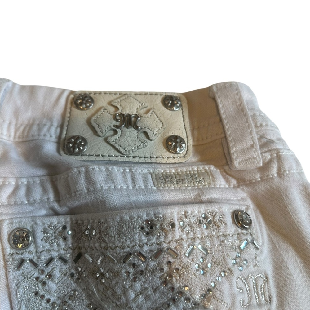 Miss Me White Crop Denim Capri - Picture 14 of 15